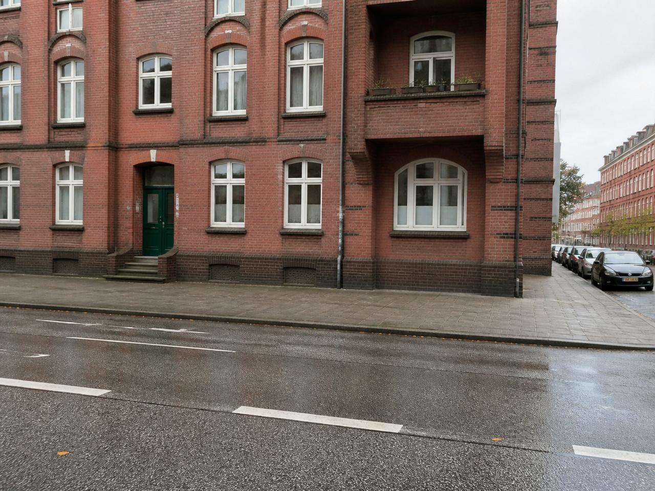 Sauberer, freier Gehweg nach der Sperrmüll-Entsorgung